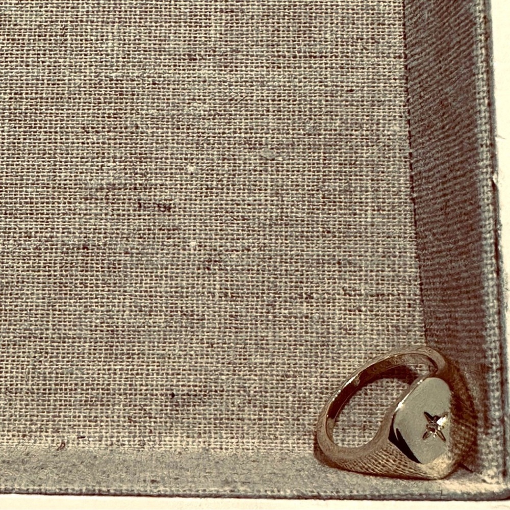 Boutique | Ring | Signet Ring with North Star - Picture 7 of 8